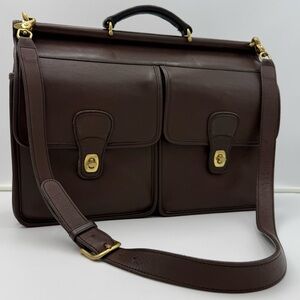 COACH VINTAGE NY • KENSINGTON Unisex Crossbody Bag in Dark Brown • Made in USA